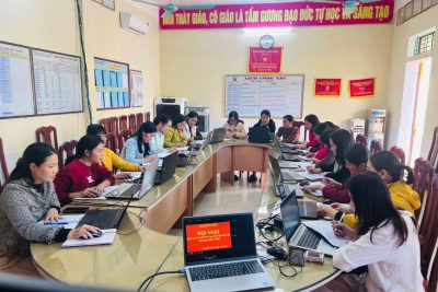 TRƯỜNG MẦM NON NAM DƯƠNG TỔ CHỨC LỚP BỒI DƯỠNG ƯDCNTT VÀ CHUYỂN ĐỔI SỐ LỚP 2 NĂM HỌC 2025-2026